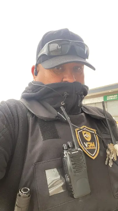 Guardia de seguridad de MCV en turno